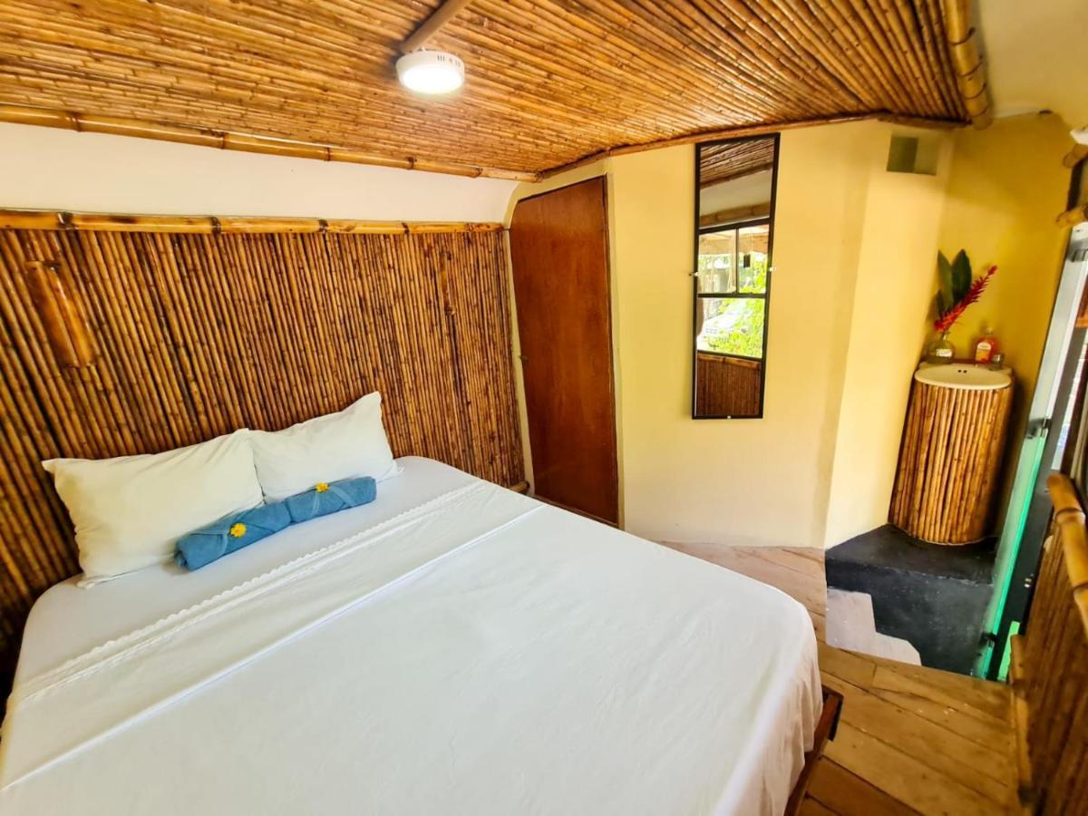 Hospedaje Combi Dream Bird Apartment Playas del Coco Exterior photo