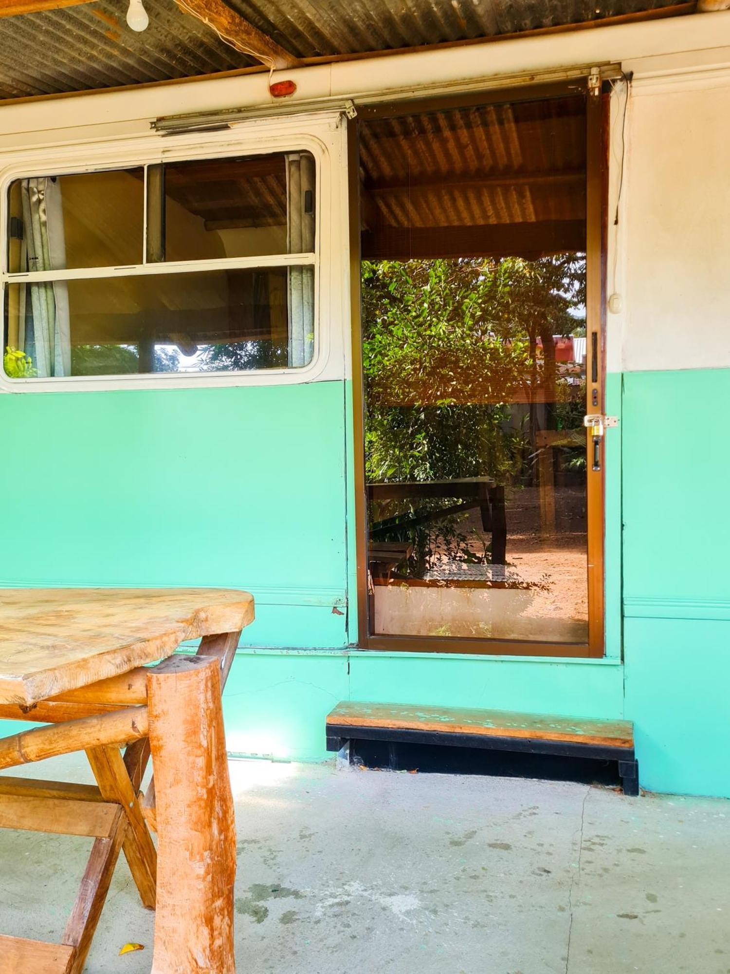 Hospedaje Combi Dream Bird Apartment Playas del Coco Exterior photo
