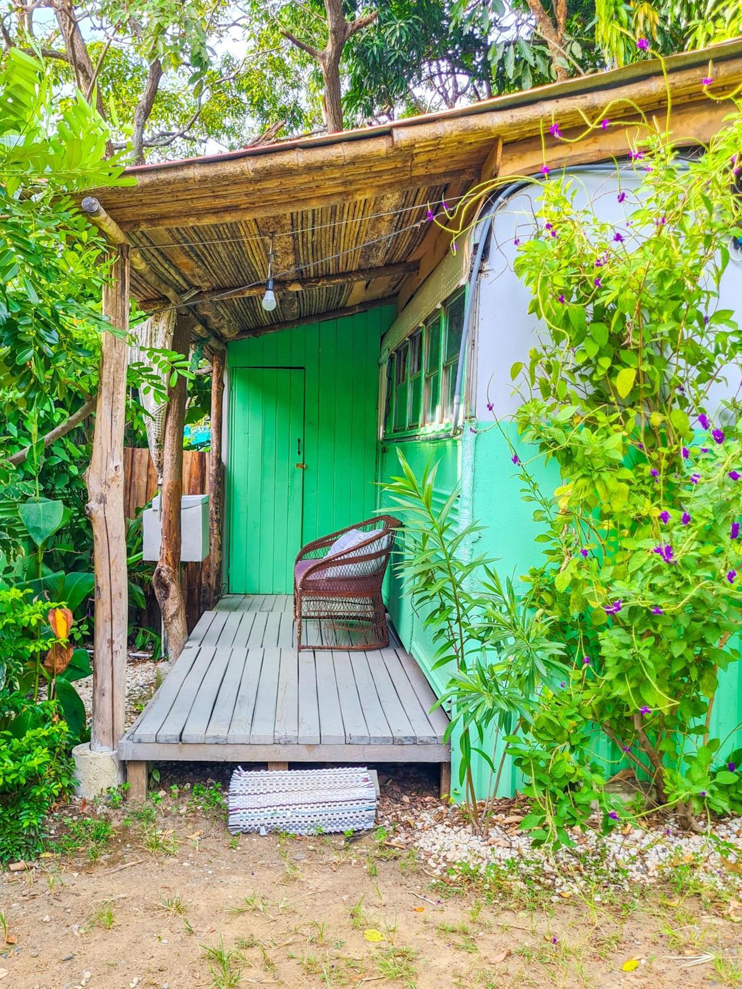 Hospedaje Combi Dream Bird Apartment Playas del Coco Exterior photo
